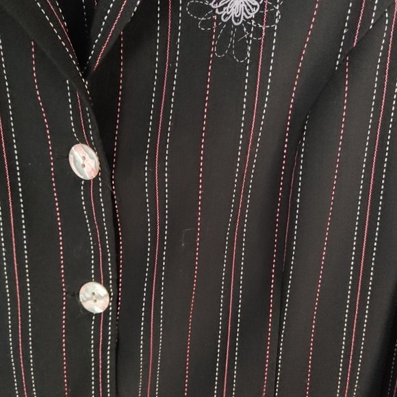 2/$40 Vanity Fair Dress Suit - Picture 4 of 9